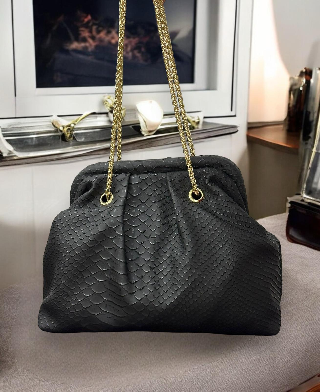 Majesty_North_2015_Siyah_Yılan_Desenli_Zincir_Detaylı_Omuz_Çantası(3)